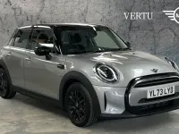 Used Mini Cooper Classic 136 HP (100 kW) 2024 Silver Hatchback