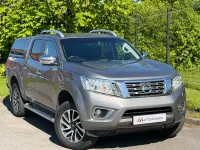 Used Nissan Navara Tekna 190 HP (139 kW) 2017 Grey Pickup