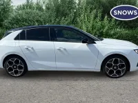 Used Vauxhall Astra Ultimate 130 HP (95 kW) 2025 White Hatchback