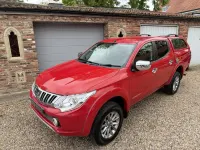 Used Mitsubishi L200 178 HP (130 kW) 2015 Red Pickup