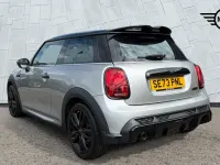 Used Mini Cooper Hatch 134 HP (98 kW) 2023 Silver Hatchback