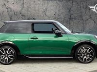 Used Mini Cooper Hatch 113 kW (154 HP) 2025 Green Hatchback
