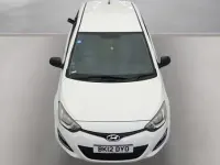 Used Hyundai i20 Classic 84 HP (61 kW) 2012 White Hatchback