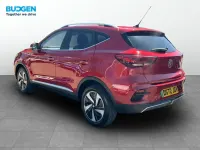 Used MG ZS Trophy 114 kW (156 HP) 2022 Red SUV