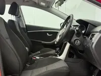 Used Hyundai i30 Active 110 HP (80 kW) 2013 Red Hatchback
