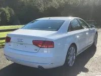 Begagnad Audi A8 372 HK (273 kW) 2011 Vit Sedan