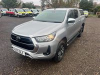 Used Toyota HiLux 147 HP (108 kW) 2021 Silver Pickup