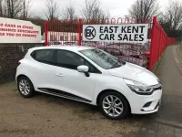 Used Renault Clio IV Dynamique 2017 White Hatchback