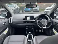 Used Kia Picanto X-Line 84 HP (61 kW) 2019 White Hatchback