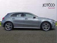 Usado Mercedes A250 AMG Line Premium 214 HP (157 kW) 2021 Cinzento Citadino