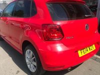 Used VW Polo SE 90 HP (66 kW) 2014 Red Hatchback