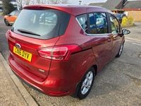 Usado Ford B-MAX Zetec 100 HP (73 kW) 2016 Vermelho Monovolume
