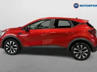 Used Renault Captur Evolution 143 HP (105 kW) 2023 Red SUV