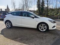 Used Vauxhall Astra SRi 110 HP (80 kW) 2021 White Hatchback