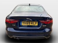 Usado Jaguar XE S 180 HP (132 kW) 2019 Azul Sedan