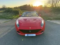 Used Ferrari California 552 HP (405 kW) 2015 Red Cabriolet