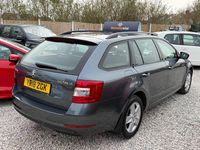 Used Skoda Octavia SE 150 HP (110 kW) 2018 Grey Estate