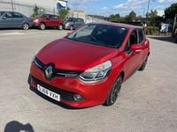 Used Renault Clio IV Iconic 2018 Red Hatchback