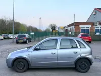 Used Vauxhall Corsa Design Edition 2005 Silver Hatchback