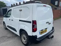Used Vauxhall Combo Edition 130 HP (95 kW) 2019 White MPV