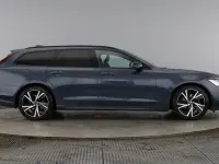 Used Volvo V90 R-Design 197 HP (144 kW) 2022 Blue Estate
