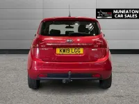 Used Kia Venga 123 HP (90 kW) 2019 Red Hatchback