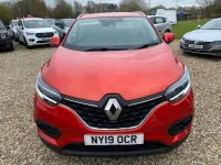 Used Renault Kadjar Iconic 140 HP (102 kW) 2019 Red SUV