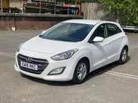 Used Hyundai i30 SE 110 HP (80 kW) 2015 White Hatchback