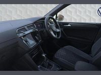 Used VW Tiguan R-line 150 HP (110 kW) 2023 Pure white SUV
