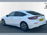Begagnad Honda Civic Elegance 143 HK (105 kW) 2025 Vit Halvkombi