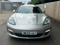 Usado Porsche Panamera 250 HP (183 kW) 2012 Prateado Citadino