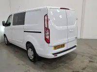 Usado Ford Transit Custom Trend 130 CV (95 kW) 2022 Blanco Van