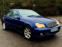 Used Mercedes C180 Classic 141 HP (103 kW) 2004 Blue Sedan