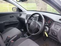 Used Kia Rio 109 HP (80 kW) 2011 Silver Hatchback