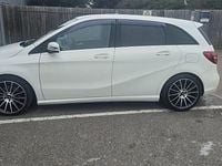 Used Mercedes B180 Executive 122 HP (89 kW) 2016 White MPV