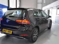 Used VW Golf VII SE 115 HP (84 kW) 2017 Black Hatchback