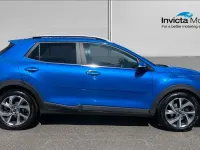 Used Kia Stonic GT-Line 99 HP (72 kW) 2023 Blue SUV