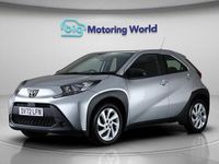Used Toyota Aygo X PURE 72 HP (52 kW) 2023 Silver SUV