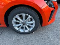 New Renault Clio V 90 HP (66 kW) 2026 Valencia orange  Hatchback