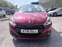 Second-hand Peugeot 208 GT-line 100 CP (73 kW) 2018 Roșu Hatchback