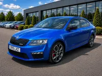 Usado Skoda Octavia vRS 2015 Azul Familiar