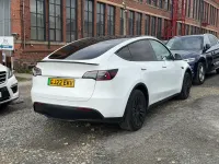 Used Tesla Model Y Long Range AWD 85 kW (116 HP) 2022 White SUV