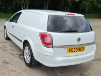 Used Vauxhall Astra Club 120 HP (88 kW) 2009 White Van