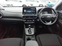 Used Hyundai Genesis Premium 141 HP (103 kW) 2022 Red Hatchback