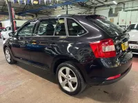 Begagnad Skoda Rapid SE 2015 Svart Halvkombi