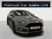 Używany Ford Focus ST 2015 Szary Hatchback
