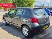 Gebraucht Dacia Sandero Lauréate 75 PS (55 kW) 2018 Grau Kleinwagen