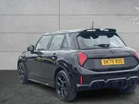 Used Mini Cooper Hatch 113 kW (154 HP) 2025 Black Hatchback