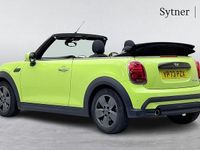Used Mini Cooper Classic 134 HP (98 kW) 2023 Yellow Hatchback