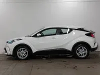 Used Toyota C-HR 122 HP (89 kW) 2023 White SUV